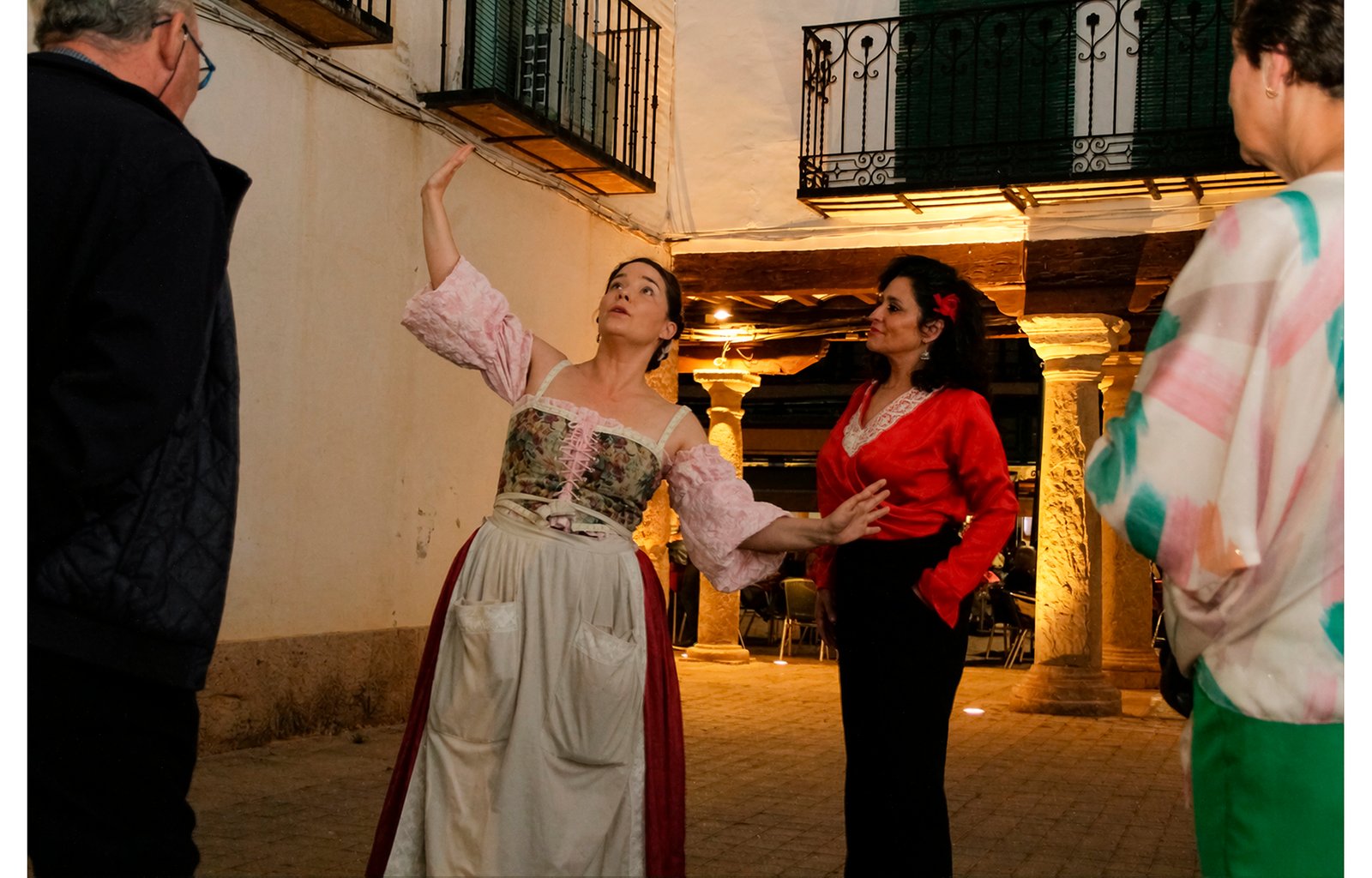 Recorrido nocturno de El sueño de Luciana por las calles de Almagro